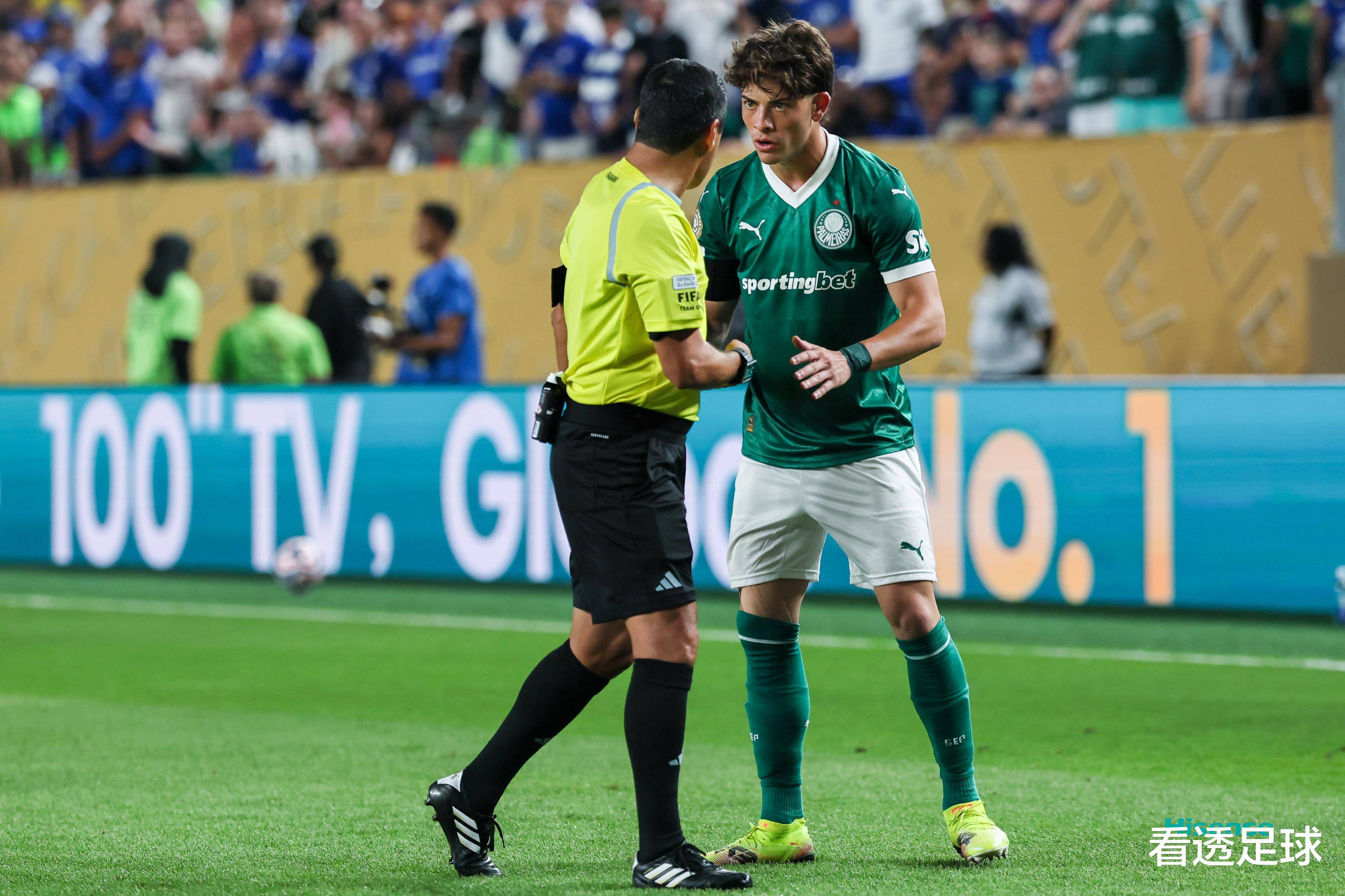 包含日本横扫切尔西，特尔施特根统治全场的词条