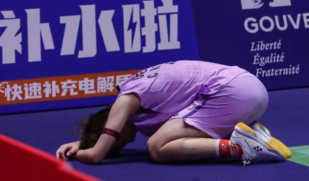 韩国队鏖战日本队，陈雨菲扛起全队